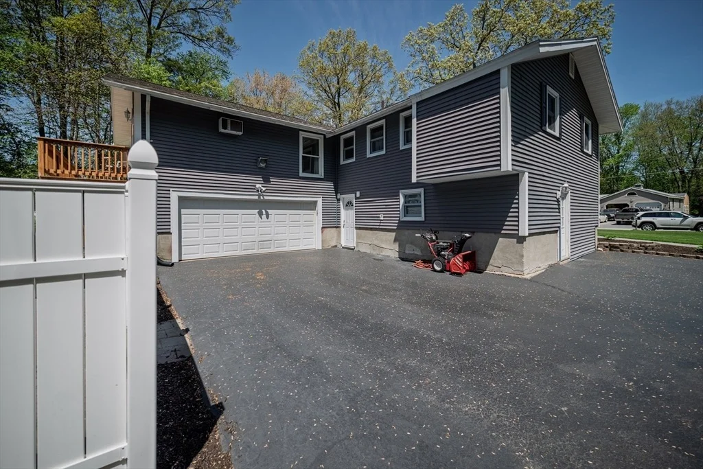 Photo of 26 John Robinson Dr