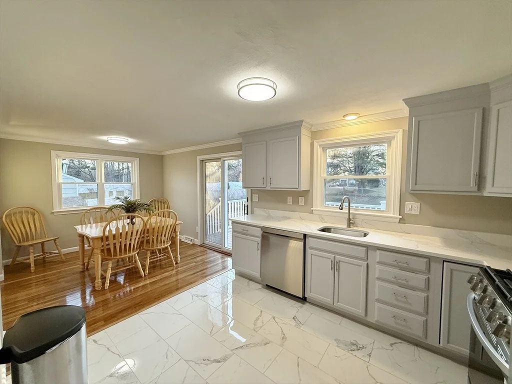 Photo of 105 Duncan Rd