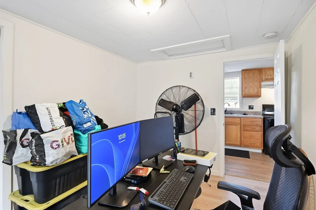 Photo of 215 Eddy St