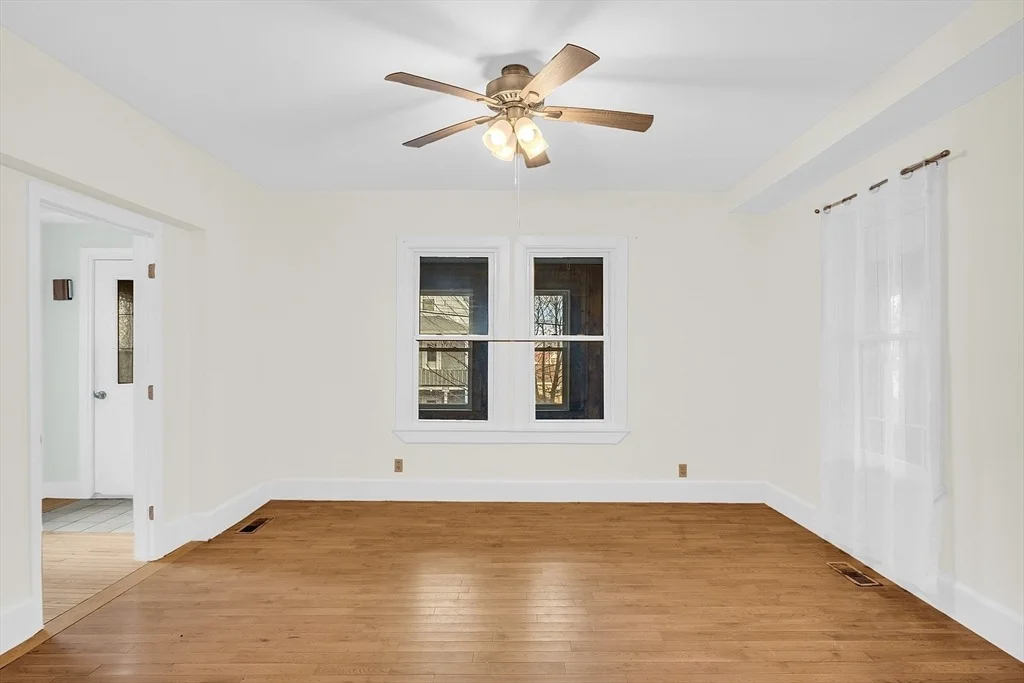 Photo of 16 Walnut Terr