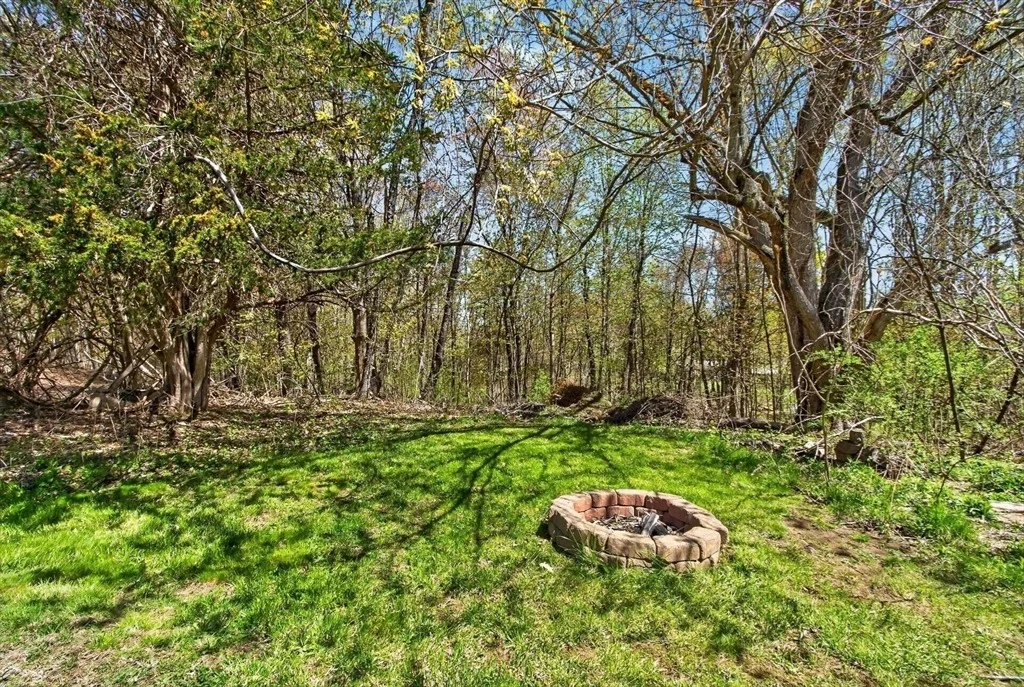 Photo of 18 Hillside Dr