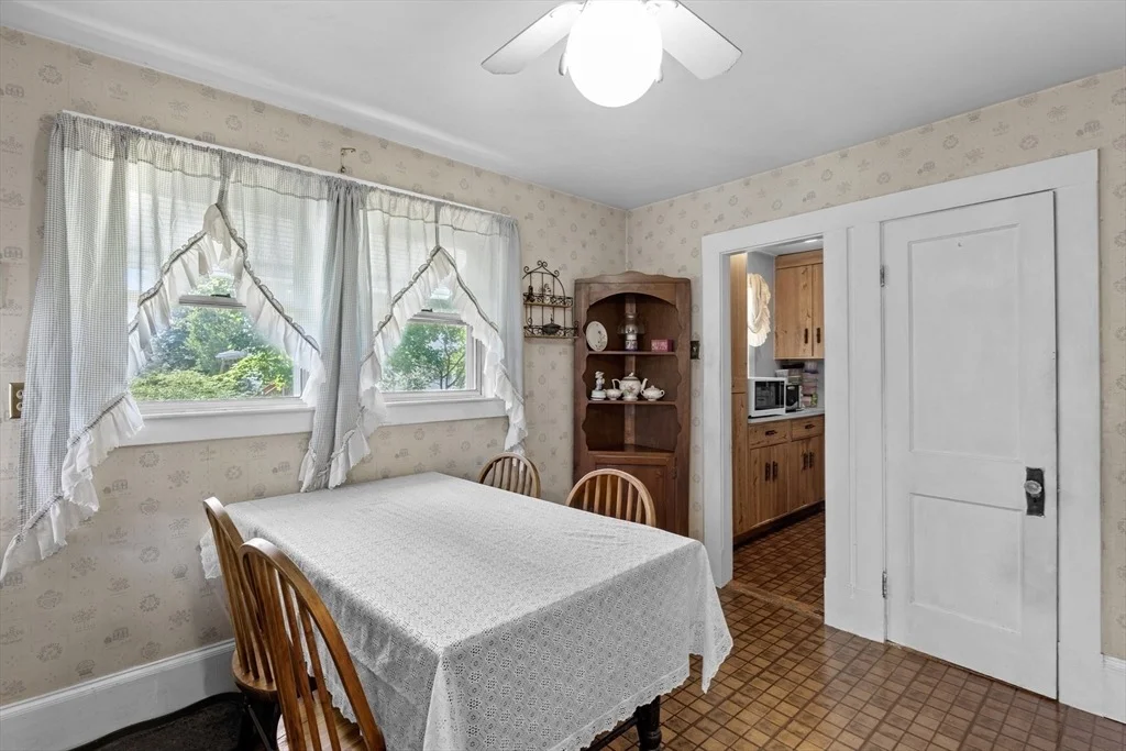 Photo of 38 Custer Street