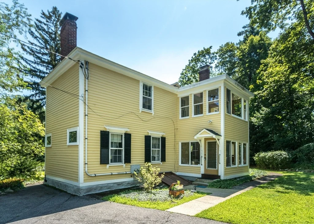 Photo of 326 Bacon Street