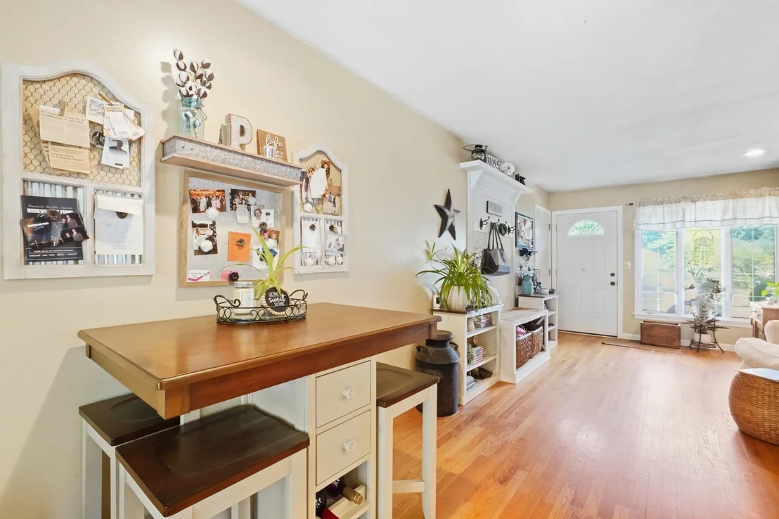 Photo of 36 Decorie Dr