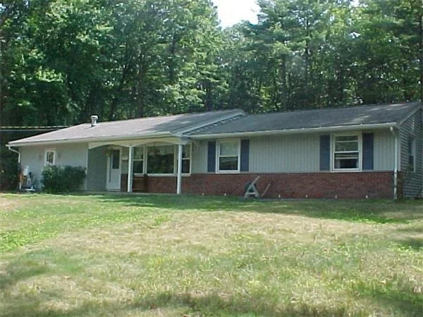 Photo of 28 Ruthellen Rd