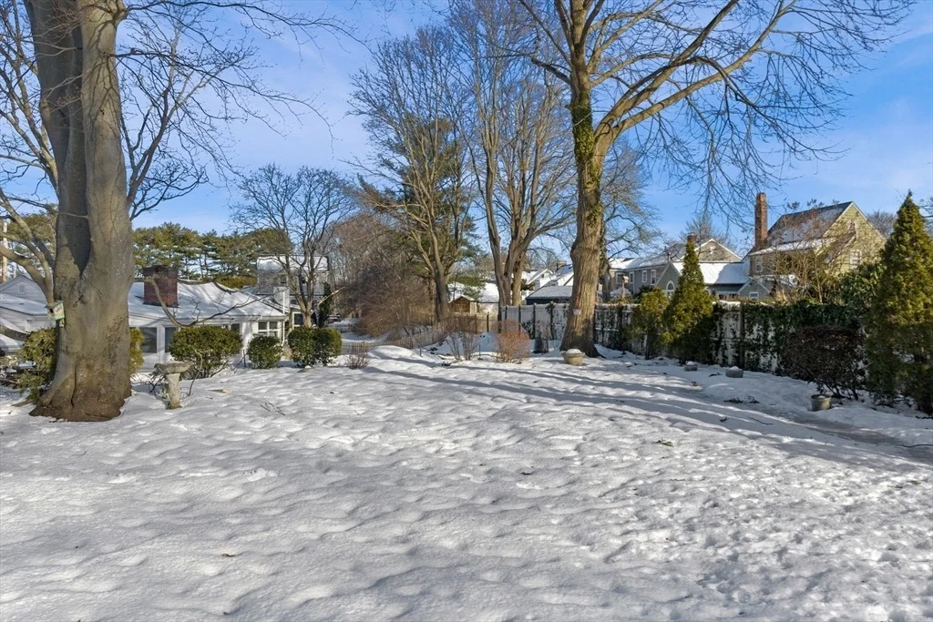 Photo of 11 Everett Paine Boulevard