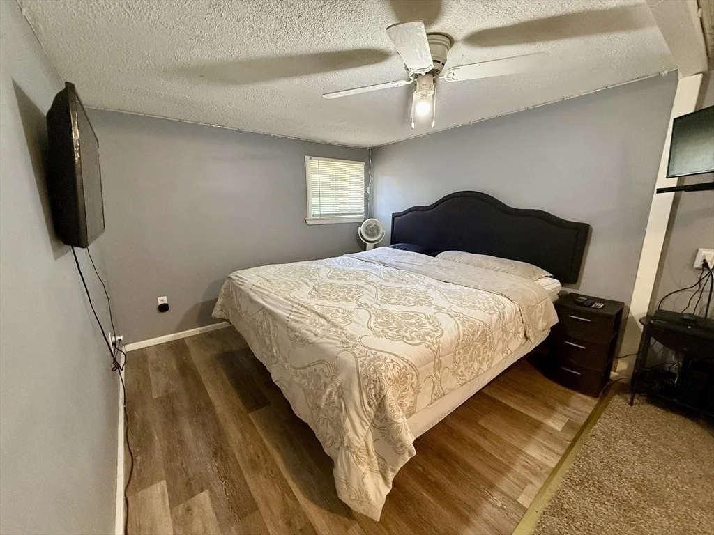 Photo of 37 Grouse Dr