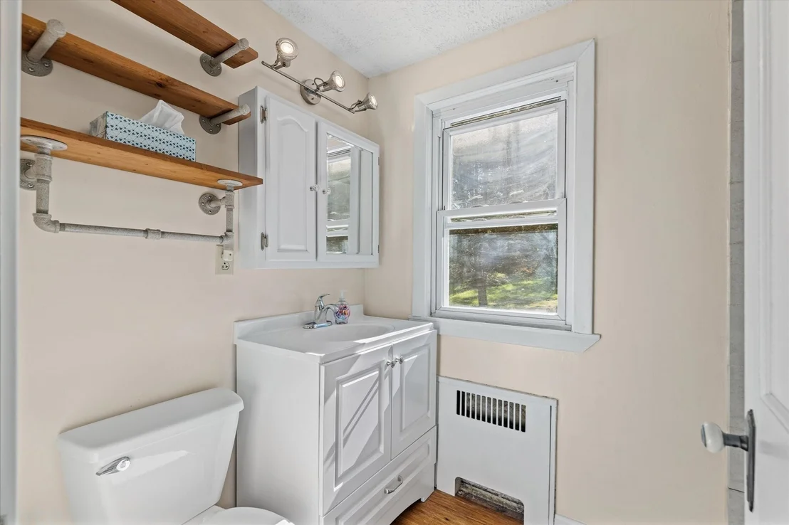 Photo of 39 Southbridge Rd