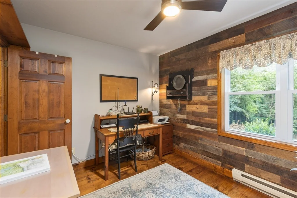 Photo of 298 Torrey Rd