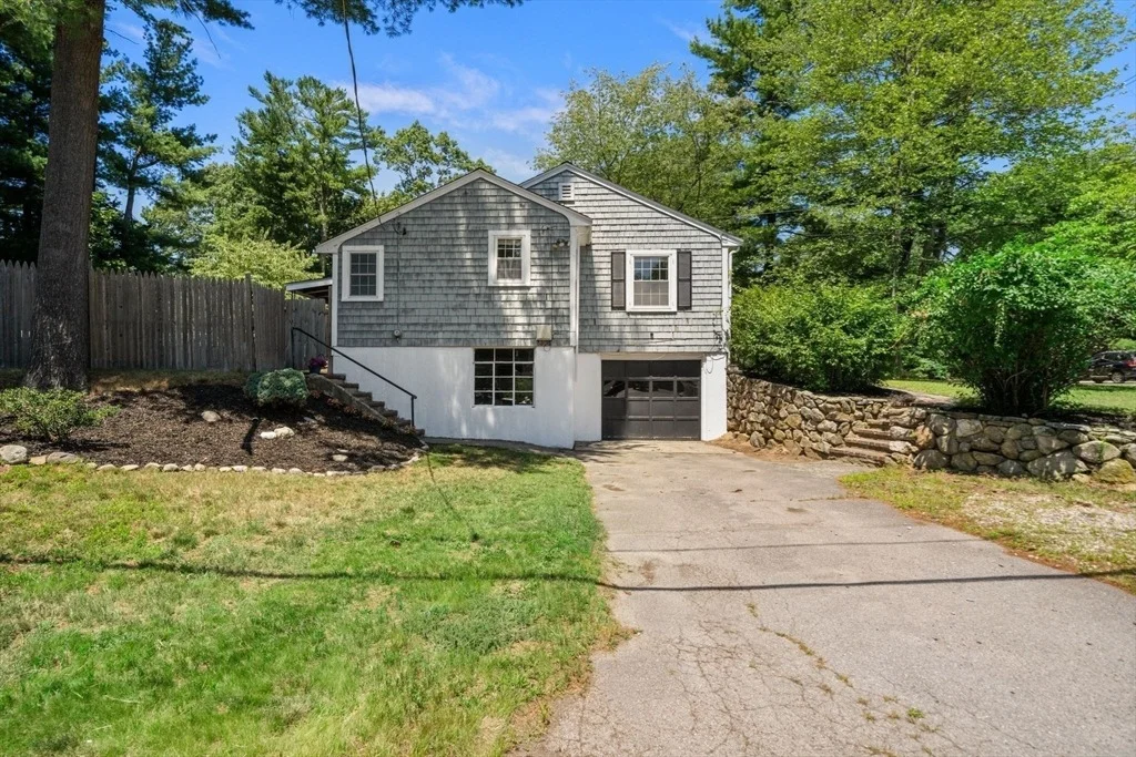 Photo of 327 Plain Street
