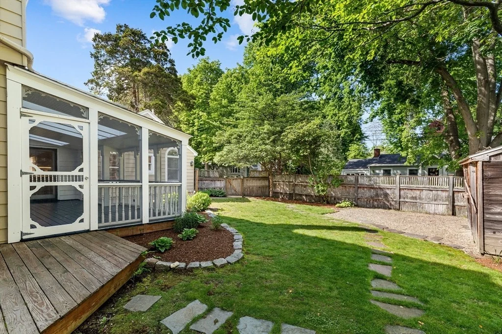 Photo of 16 Preston Beach Road