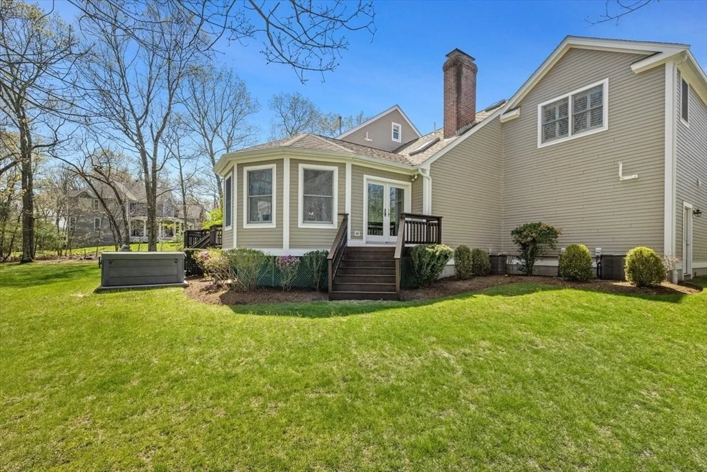 Photo of 10 Fatima Dr