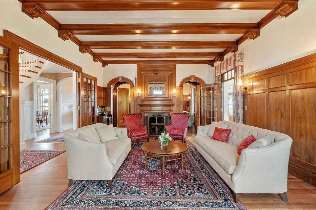 Photo of 89 Lothrop Street