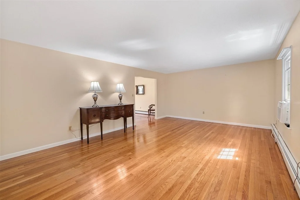 Photo of 74 Warren Street