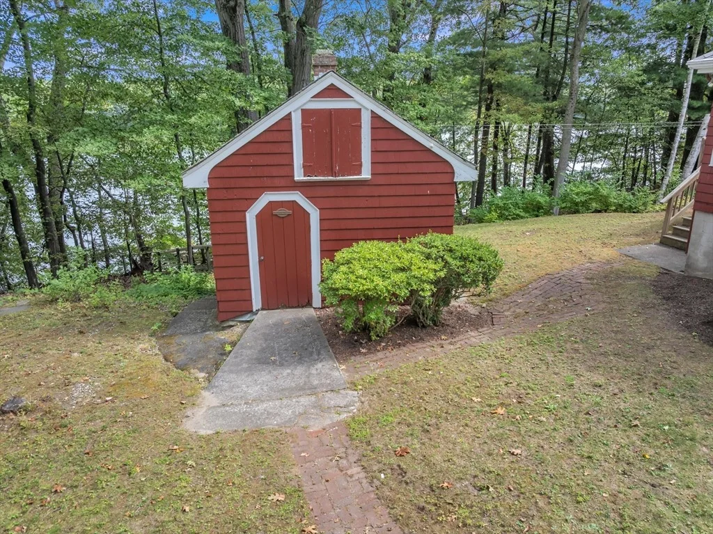 Photo of 5 Forest Ln