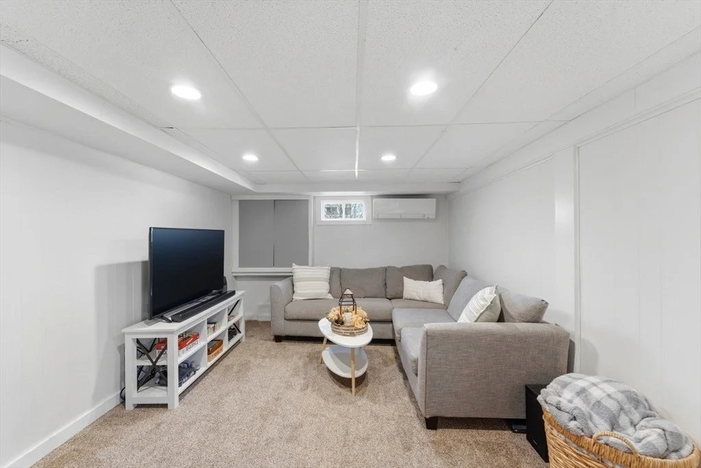 Photo of 39 Tanager Dr
