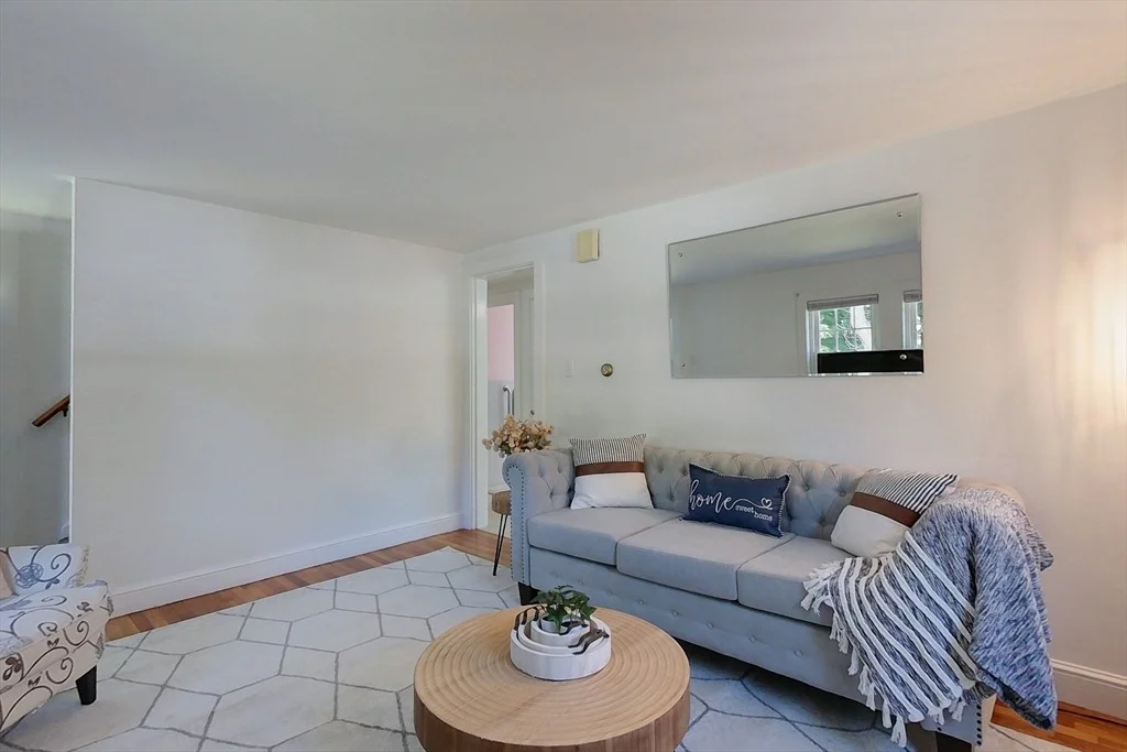 Photo of 16 Rangeway Rd