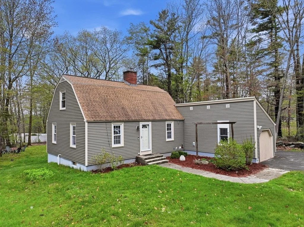 Photo of 40 Corey Hill Road