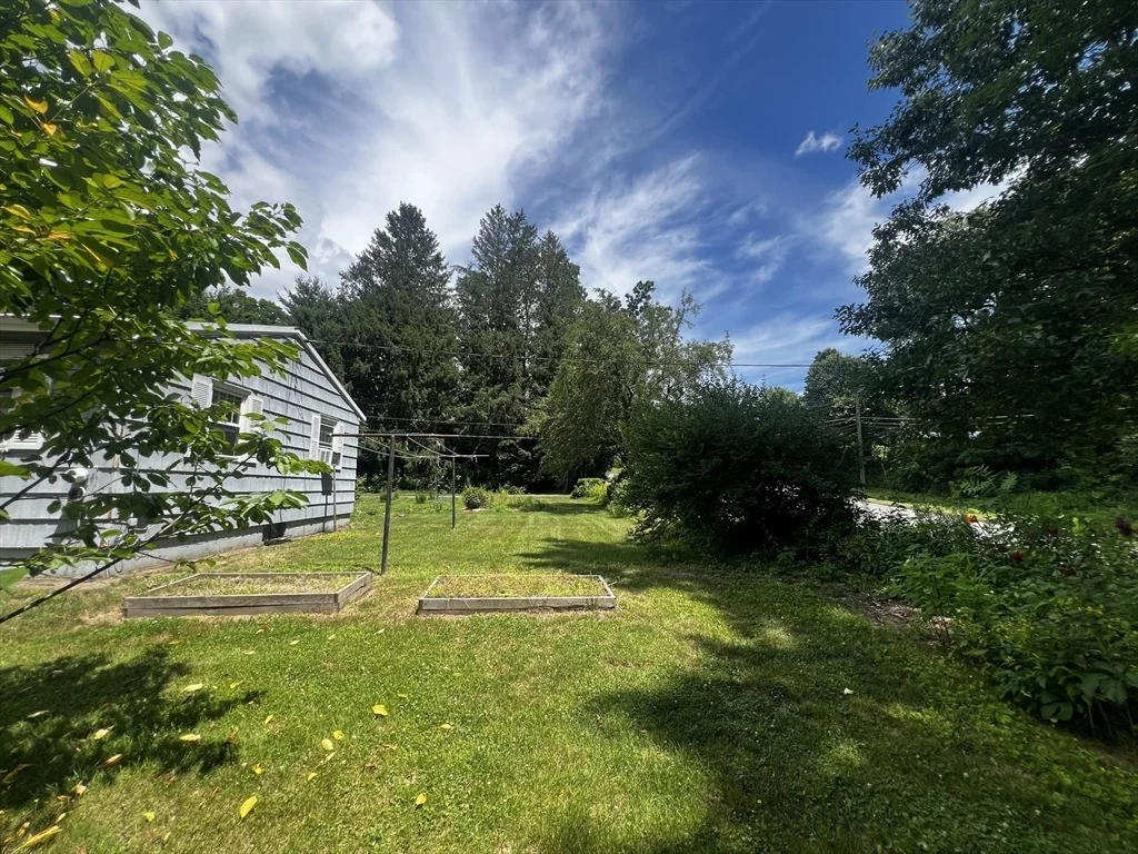 Photo of 1158 Millers Falls Rd