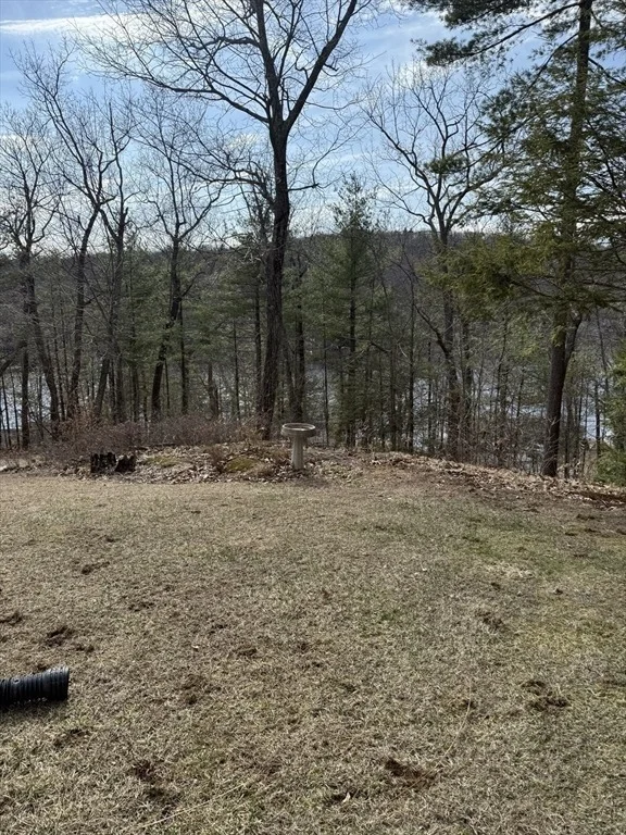 Photo of 335 Mashapaug Rd