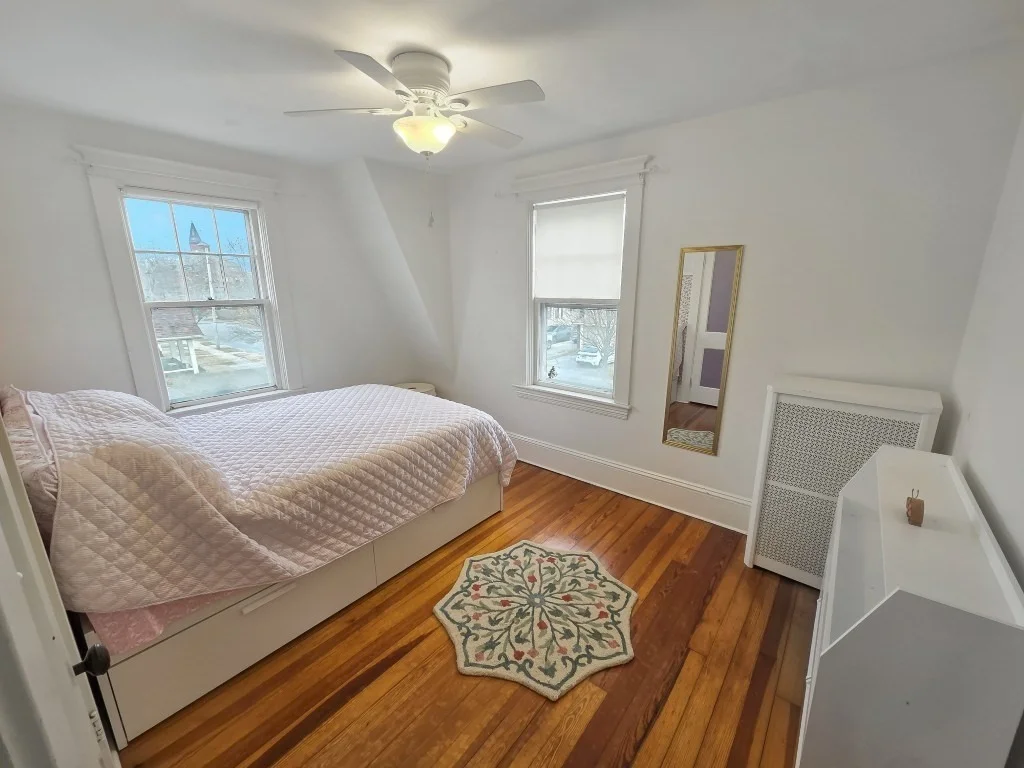 Photo of 70 Chestnut St