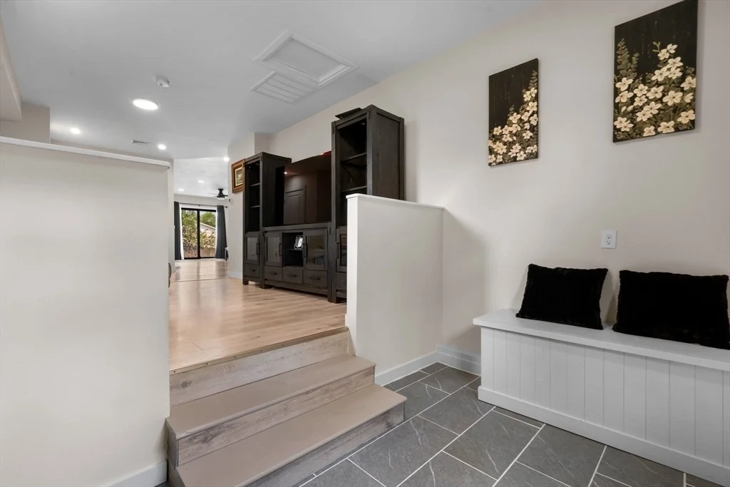 Photo of 27 Joy St
