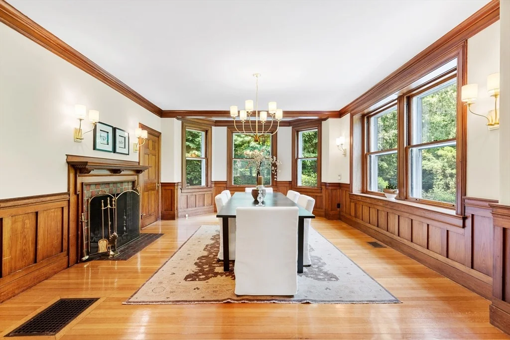 Photo of 10 Eliot Road