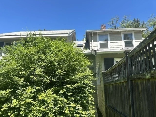 Photo of 120 Charles River St
