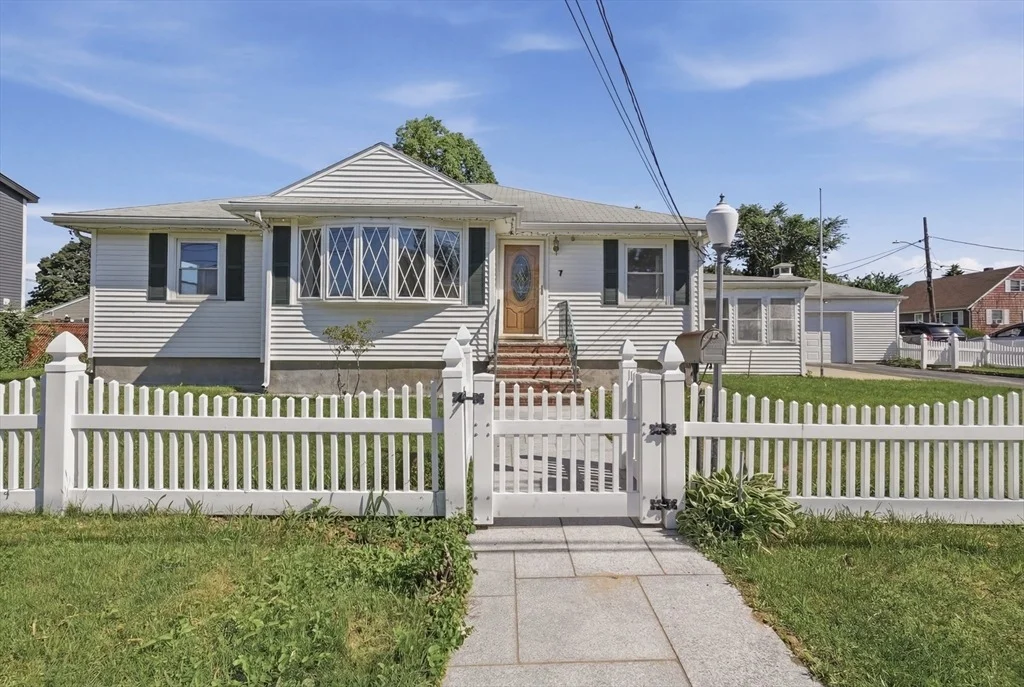 Photo of 7 Dewey Avenue