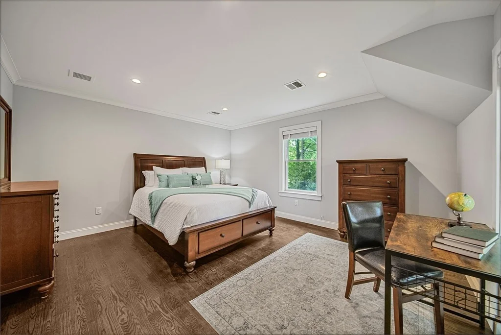 Photo of 7 Bemis Rd