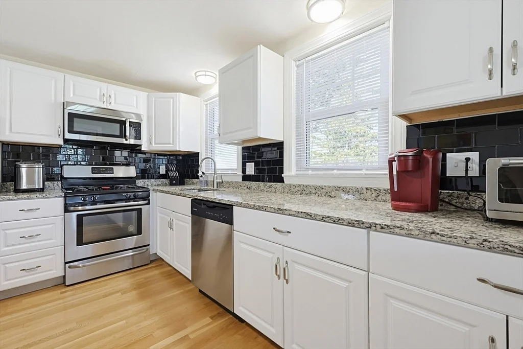 Photo of 35 Intervale Ave