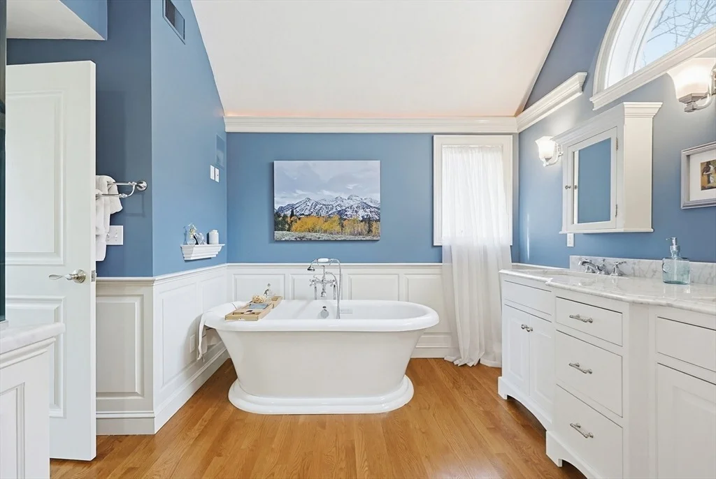 Photo of 212 West St