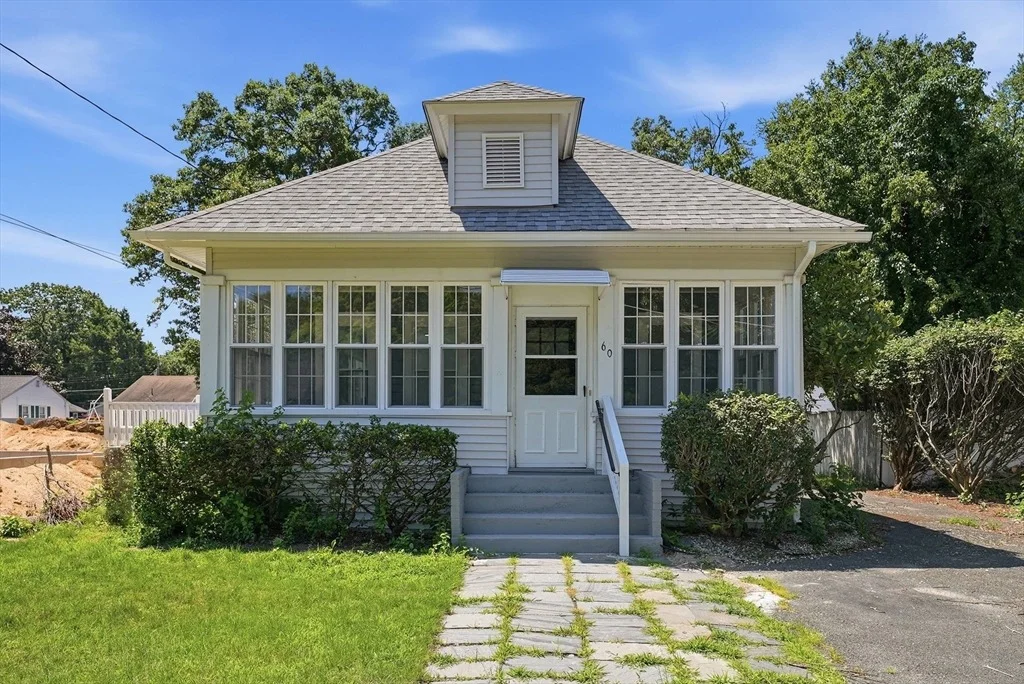 Photo of 60 Barrison St