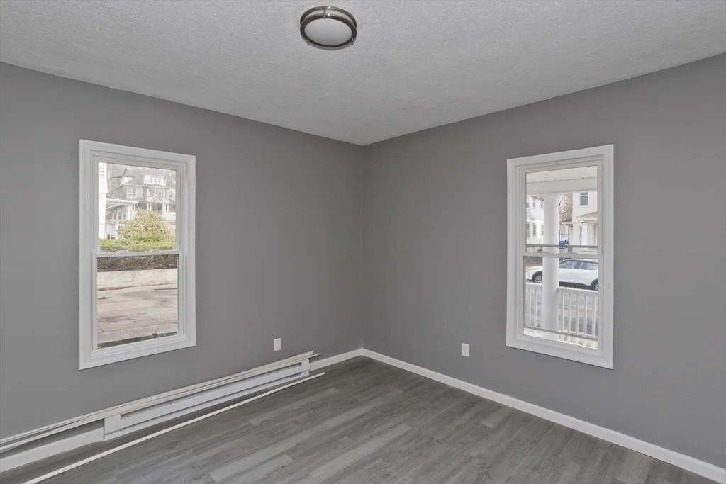 Photo of 44 Eagle St