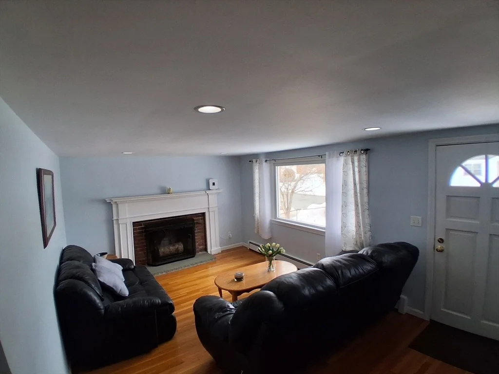 Photo of 34 Brigham Ave