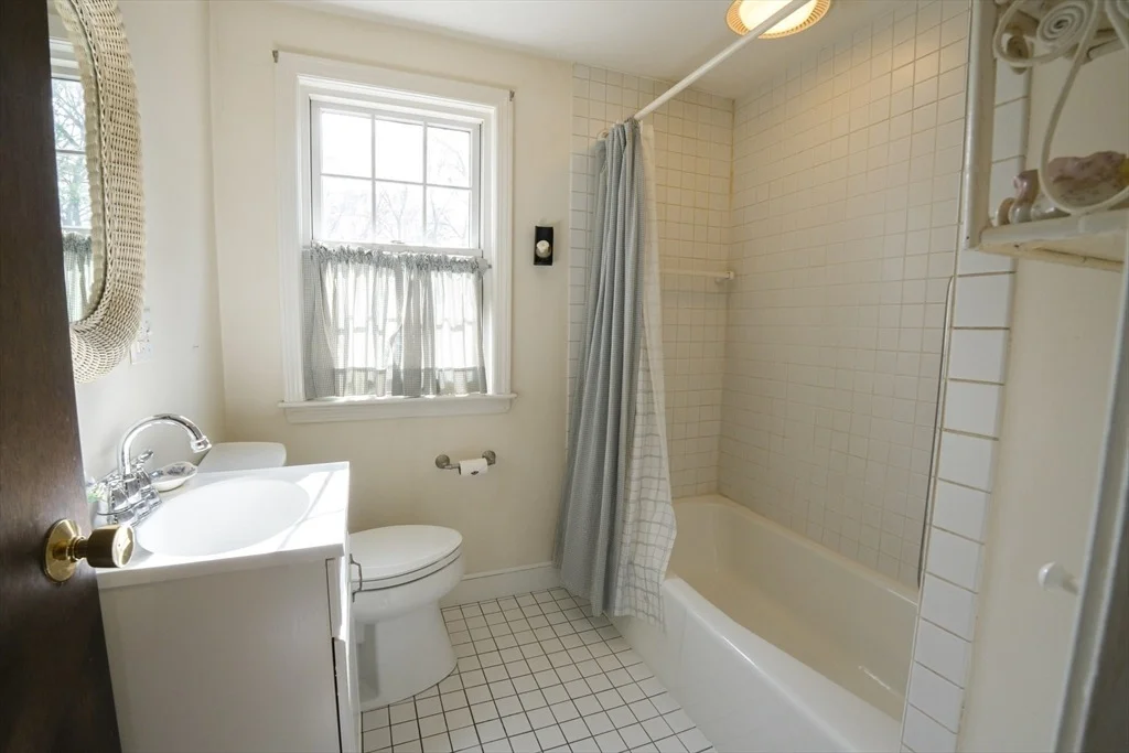 Photo of 12 Oak Tree Lane