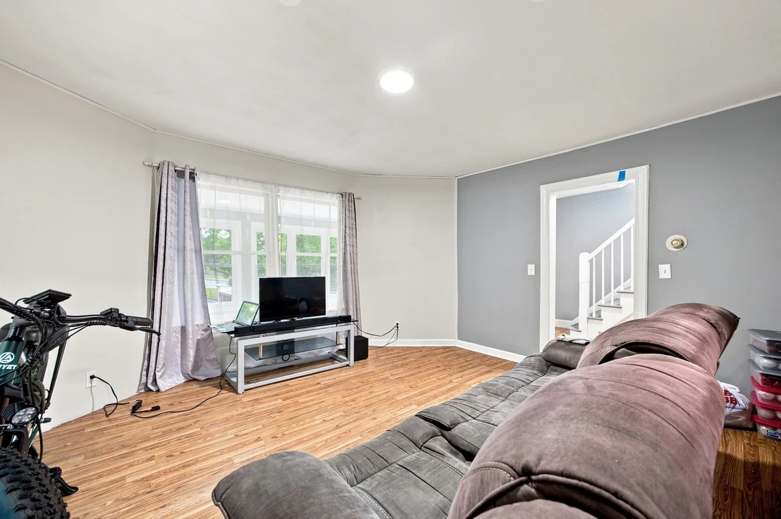 Photo of 96 Granby Rd