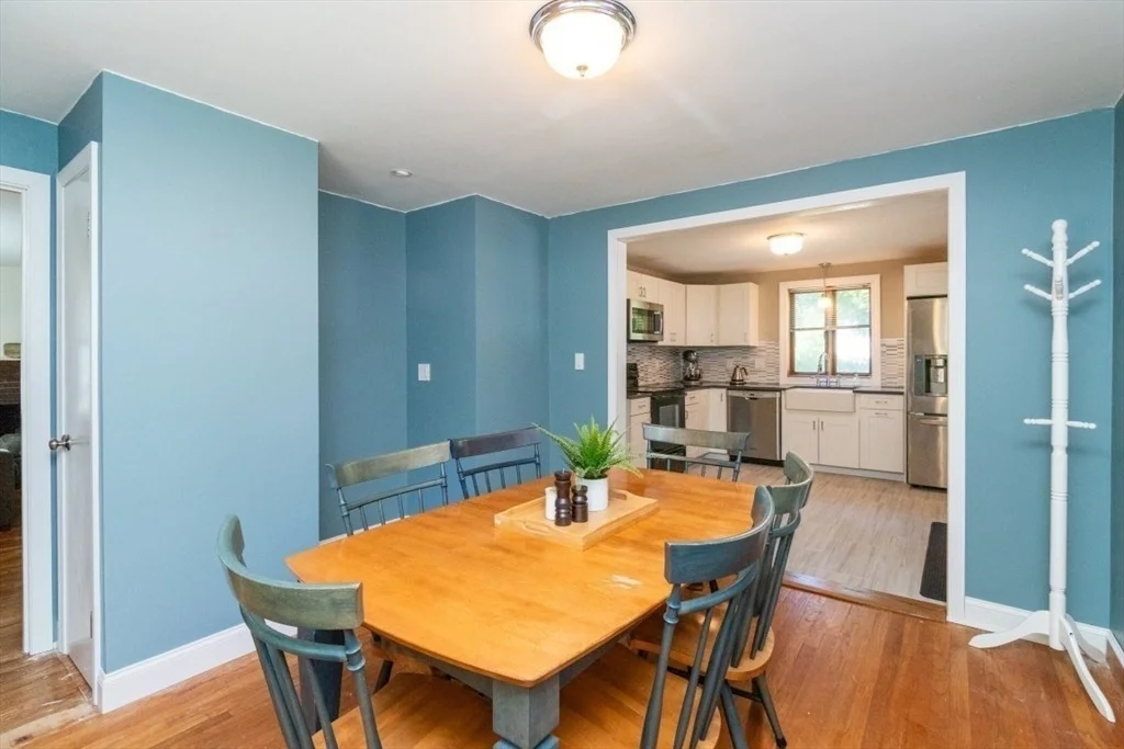 Photo of 46 Conlyn Avenue
