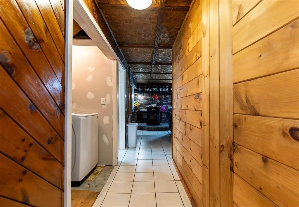 Photo of 1598 Locust St