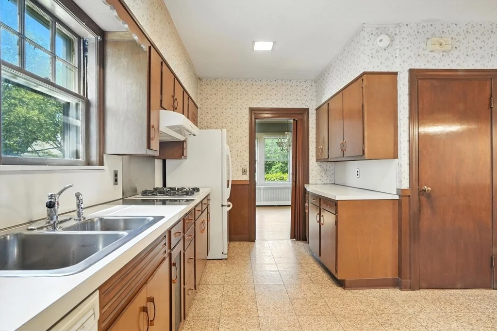 Photo of 22 Stoneleigh Cir