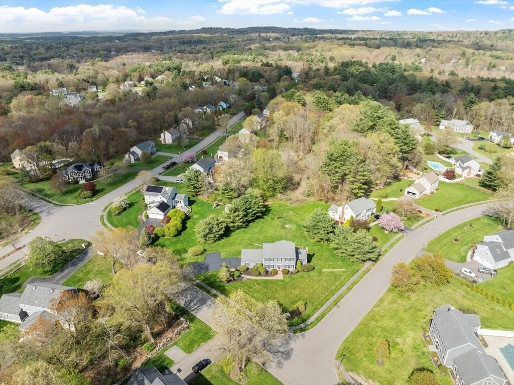 Photo of 2 Greenbrier Drive