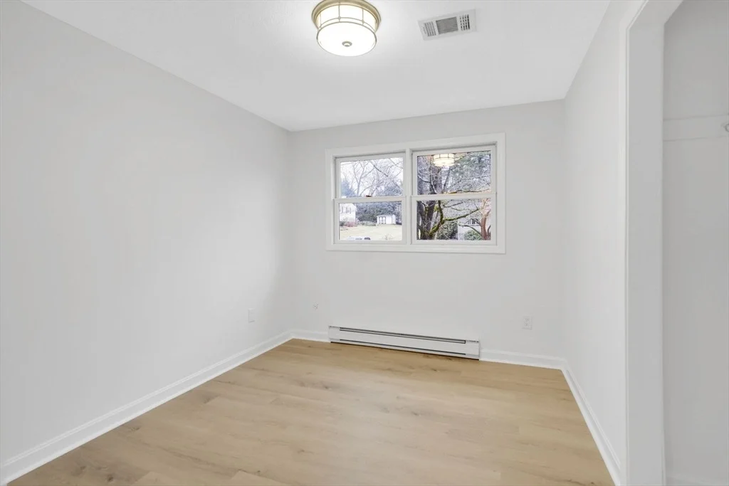 Photo of 25 Fox Hill Rd