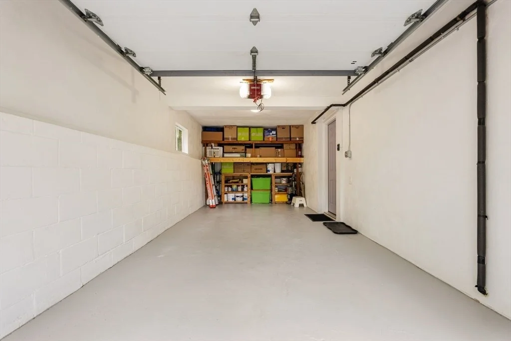 Photo of 25 Meadowbrook Road