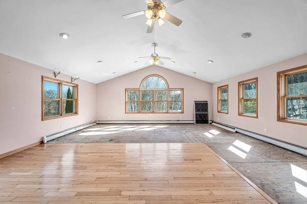 Photo of 29 Chestnut Dr