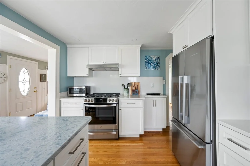 Photo of 22 E