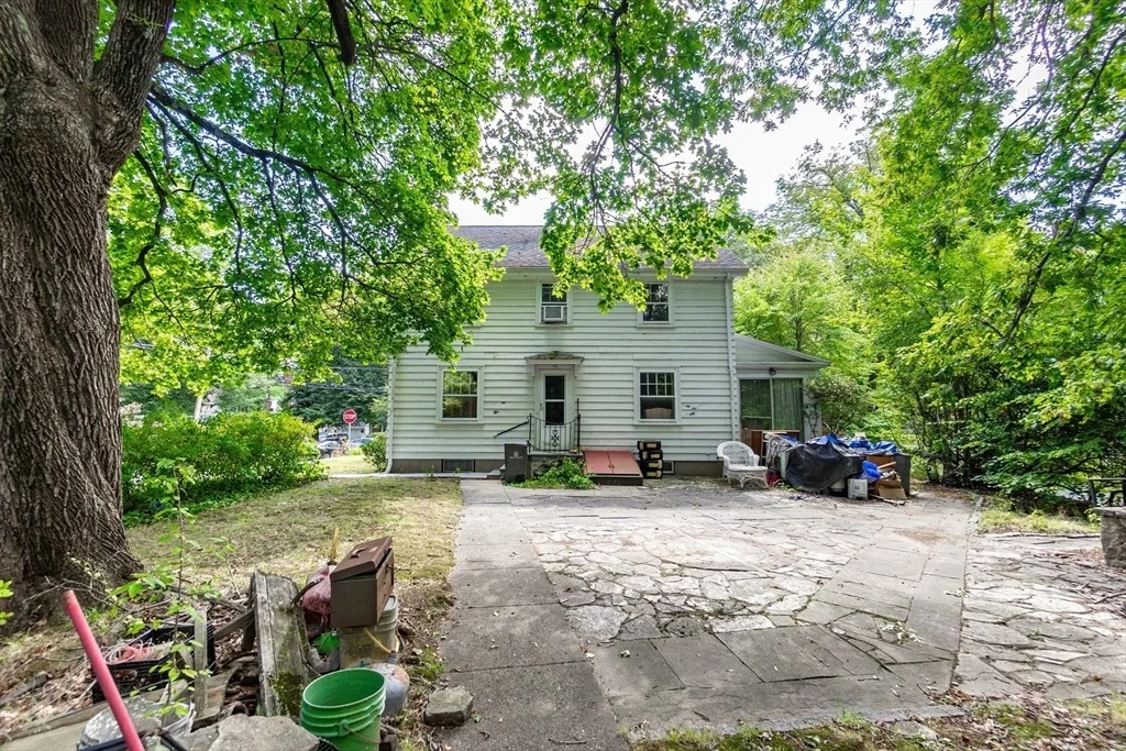 Photo of 108 Warren Rd