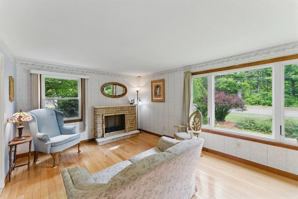 Photo of 237 Bay Road