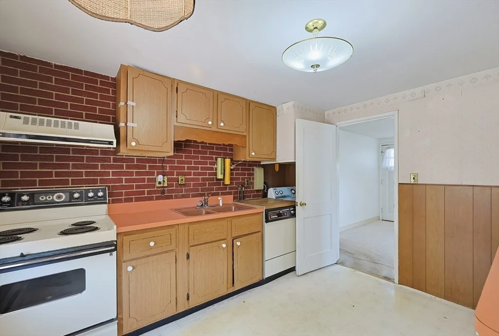 Photo of 258 Walnut St