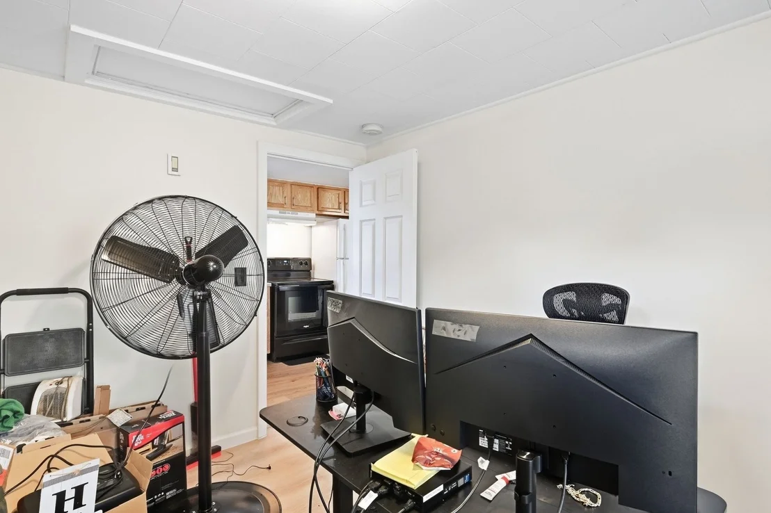 Photo of 215 Eddy St