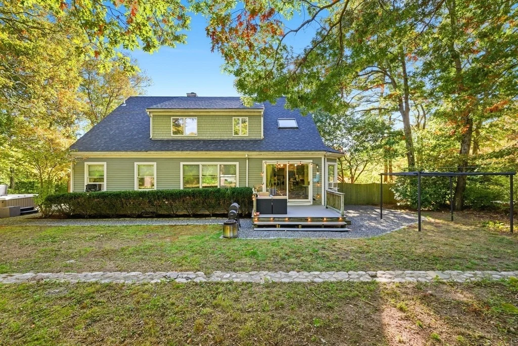 Photo of 37 Rydal Mount Dr
